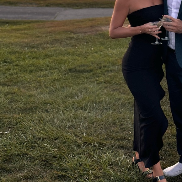 Black strapless dress - Picture 4 of 4